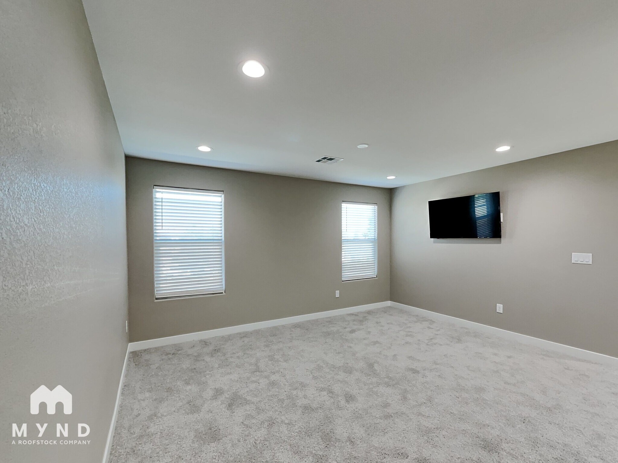 Building Photo - 3794 Paseo de Paz Ave