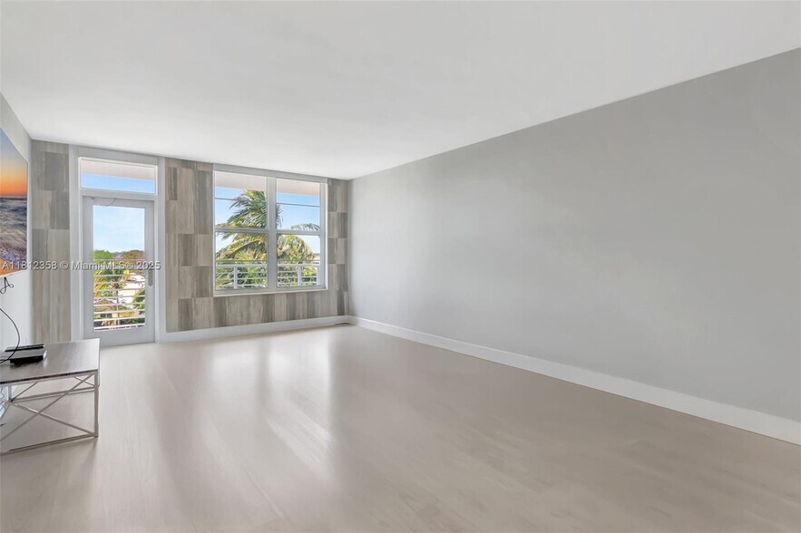 Building Photo - 2851 S Ocean Blvd