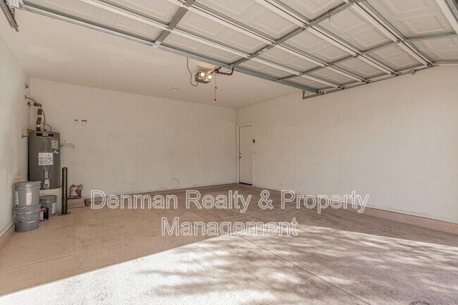 Building Photo - 6316 W Branham Ln