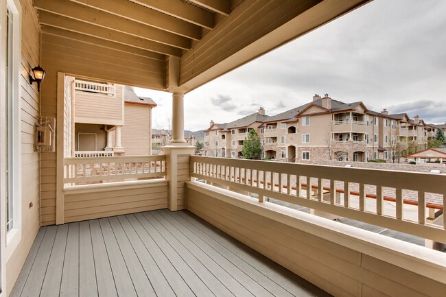 Building Photo - 9518 W San Juan Cir