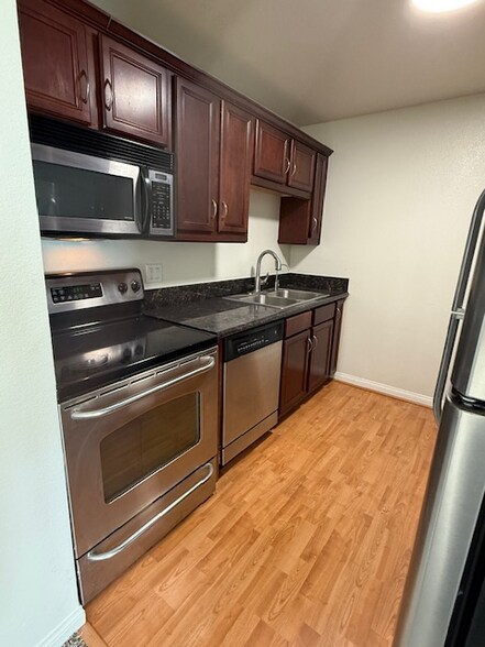 Building Photo - 5252 Orange Ave