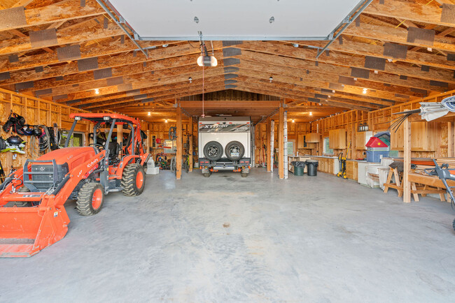 Building Photo - 1590 Bustle Creek Rd