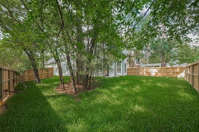 Building Photo - 11622 Twain Dr