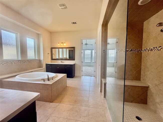 Building Photo - 21413 Merveil Dr