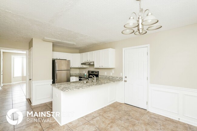 Building Photo - 3508 Lake Towne Dr