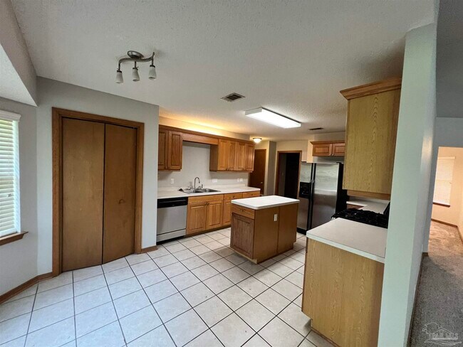 Building Photo - 9046 Caribbean Dr