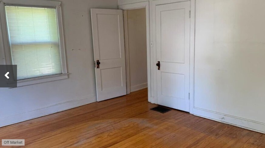 Bedroom 1 - 318 Emming St