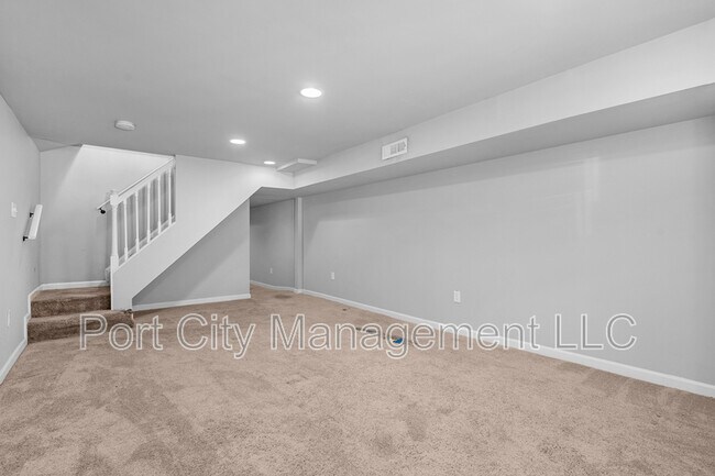Building Photo - 2534 McCulloh St