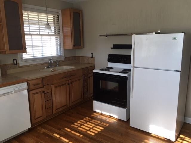 Building Photo - 616A Eastboro Dr