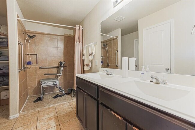 Building Photo - 9218 Adobe Sky Ct