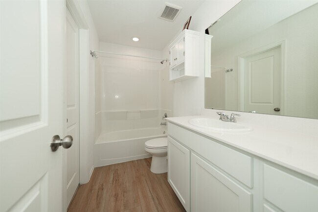 Building Photo - 26706 Paloma Blanca Dr