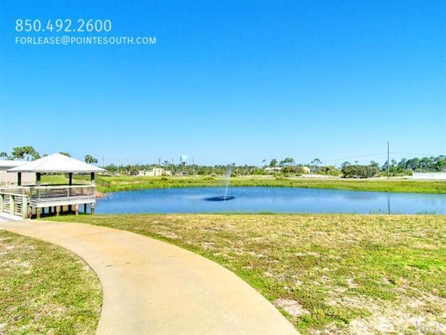 Building Photo - 13500 Sandy Key Dr