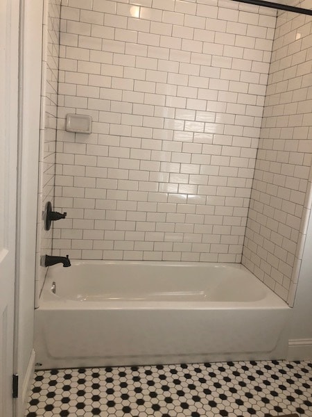 Building Photo - 1032 W Oakdale-2