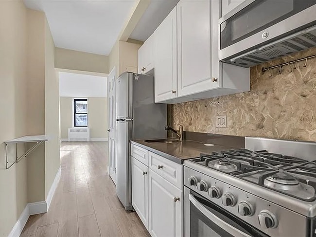 Building Photo - 50 Shore Blvd