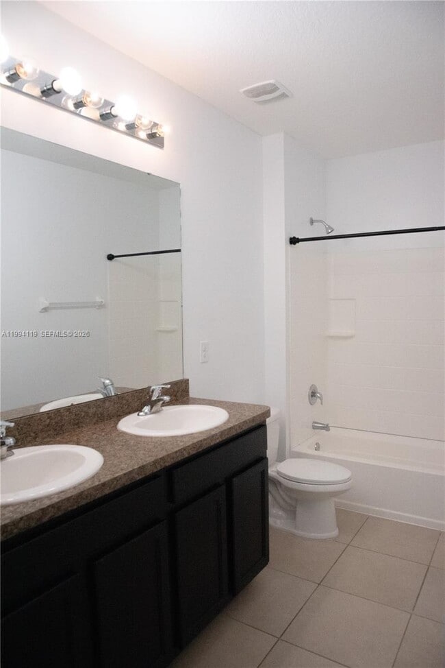 Building Photo - 105 Lacewing Pl