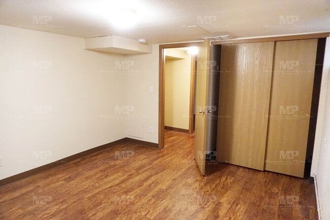 Building Photo - 640 1/2 S Meldrum St