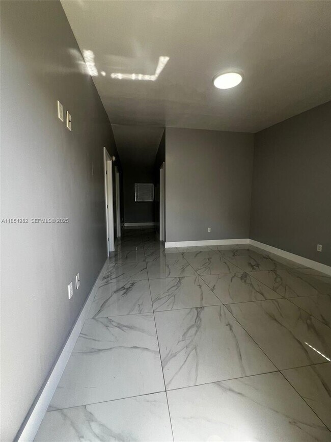 Building Photo - 2081 NW 30th St