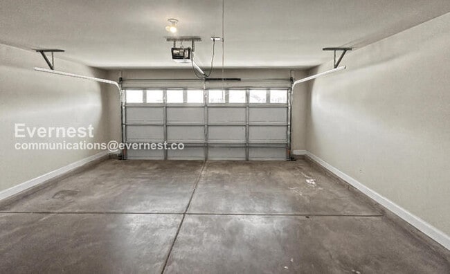 Building Photo - 136 Pitts Griffin Drive