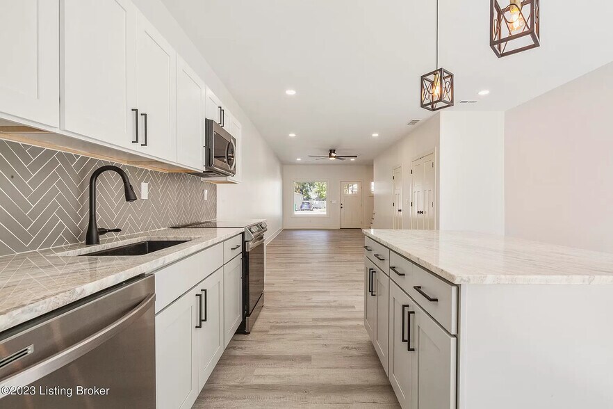 Building Photo - 3714 Selma Ave