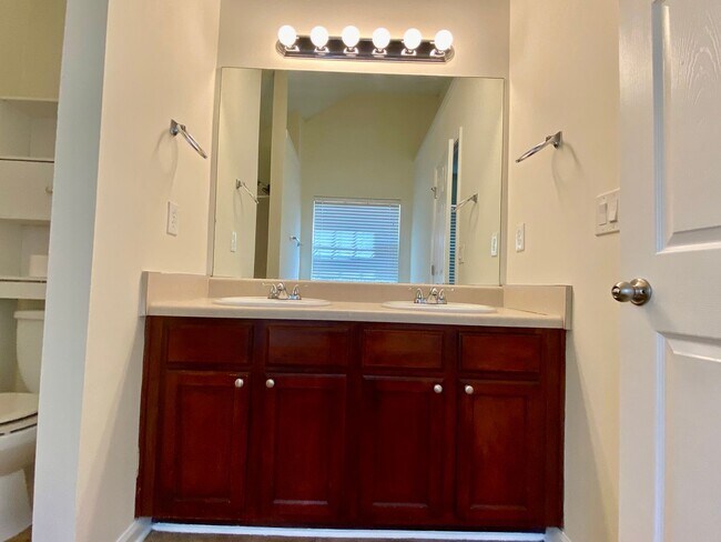 Building Photo - Douglasville Rental