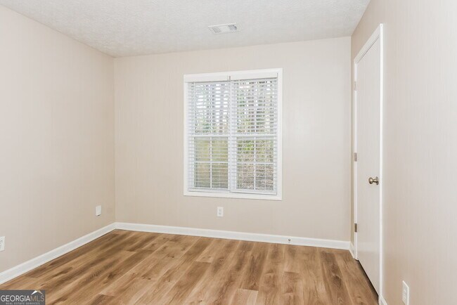 Building Photo - 3297 Owens Meadow Ln NW