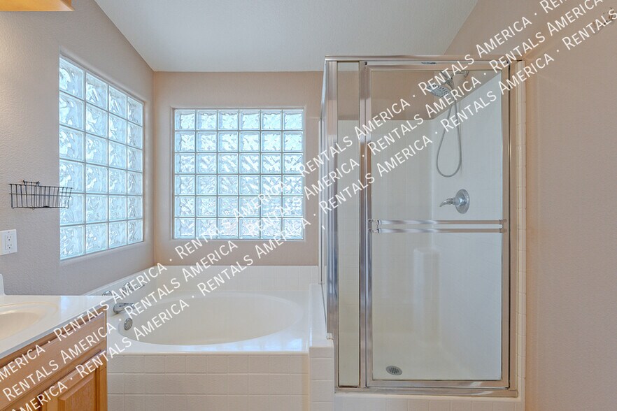 Building Photo - 20277 N 68th Dr