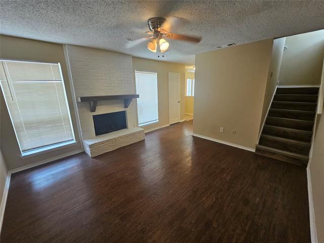 Building Photo - 1404 Darr St