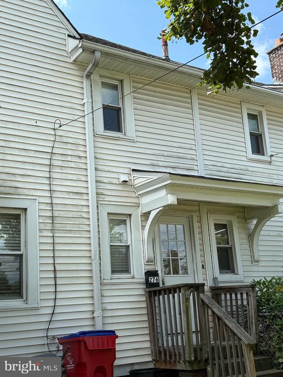 Building Photo - 276 McKinley St