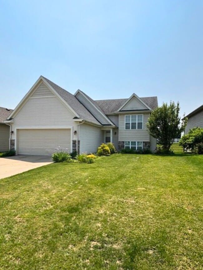 Building Photo - 3780 Timberlake Ct SE