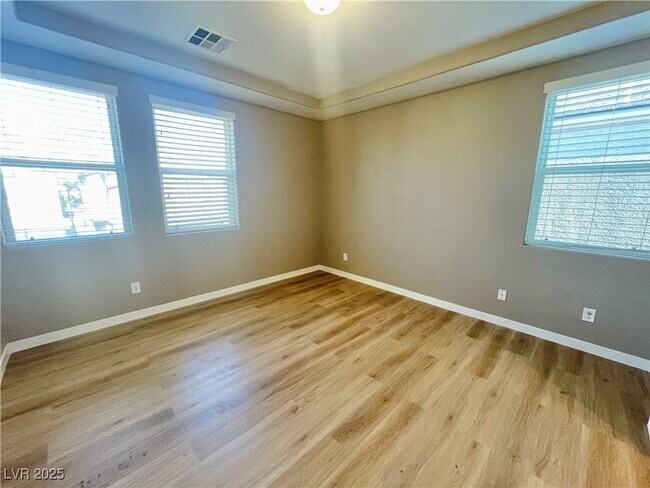 Building Photo - 5358 Panaca Spring St