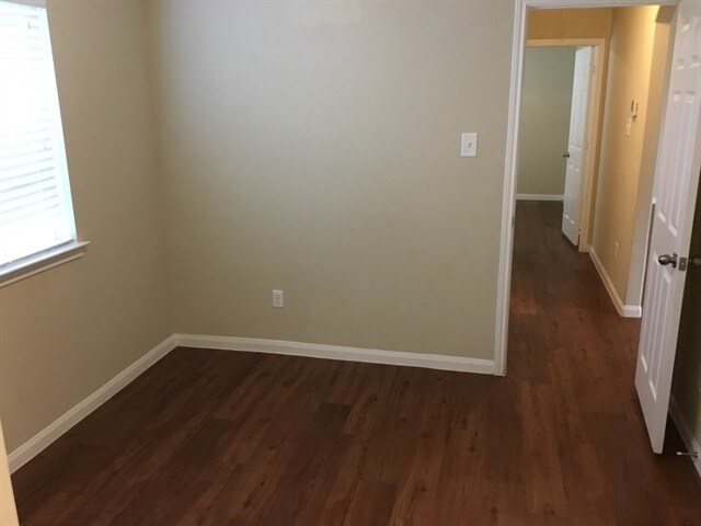 Building Photo - 2519 Bammelwood Dr