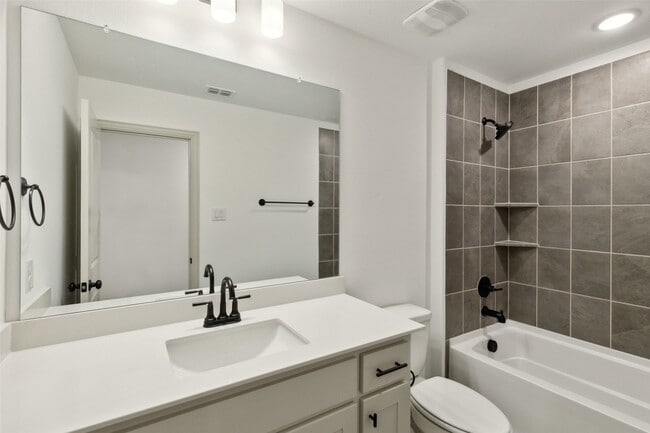 Building Photo - 7135 Buchanan Dr