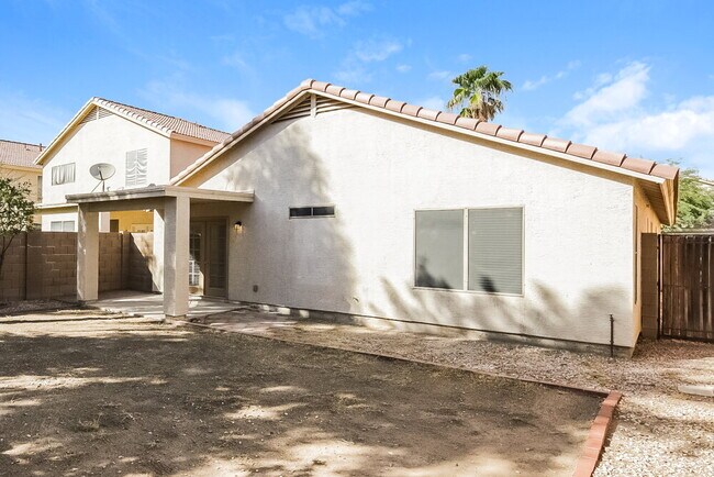 Building Photo - 3841 W Villa Linda Dr