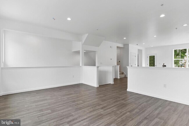 Building Photo - 37 S 19th St