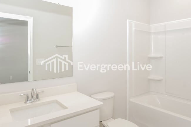 Building Photo - 164 Fenwick Pl