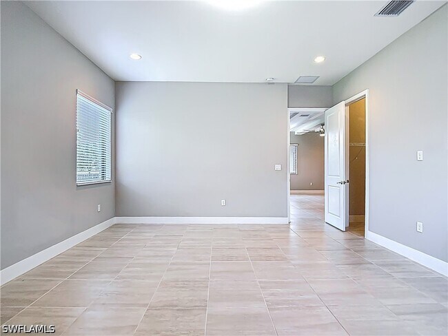 Building Photo - 4909 Gambero Wy