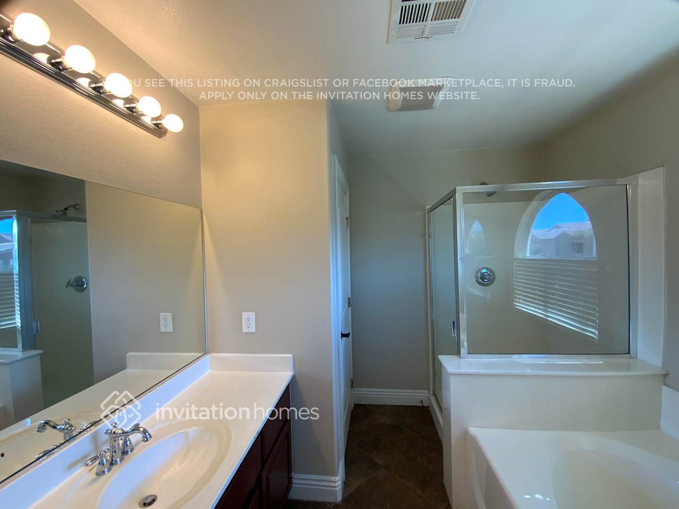 Building Photo - 6228 Little Elm St