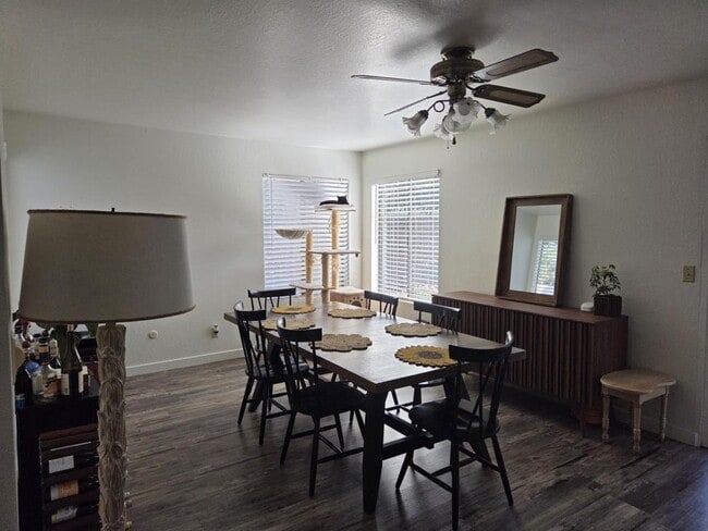 Building Photo - 55 Las Praderas Dr