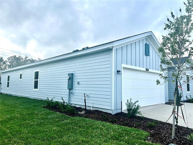 Building Photo - 1103 NW 44th Court Rd