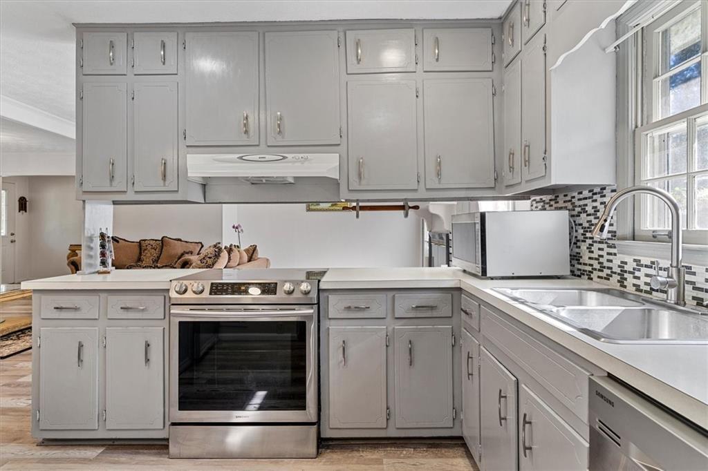 Building Photo - 3432 Pittard Rd