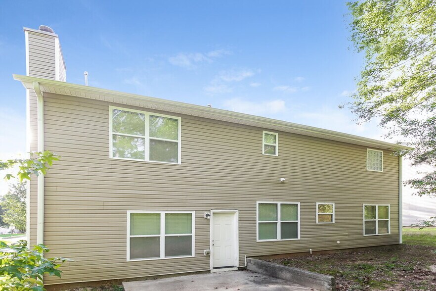 Building Photo - 429 Grier Dr