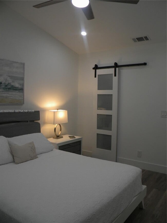 Building Photo - 78 Vía De Casas Norte