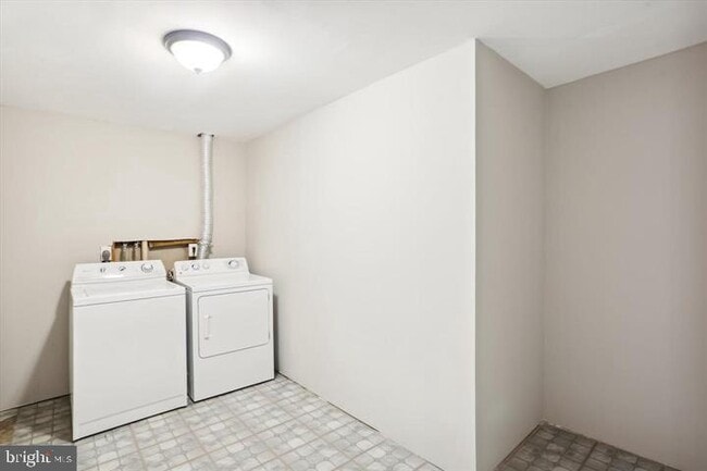 Building Photo - 12627 Black Saddle Ln