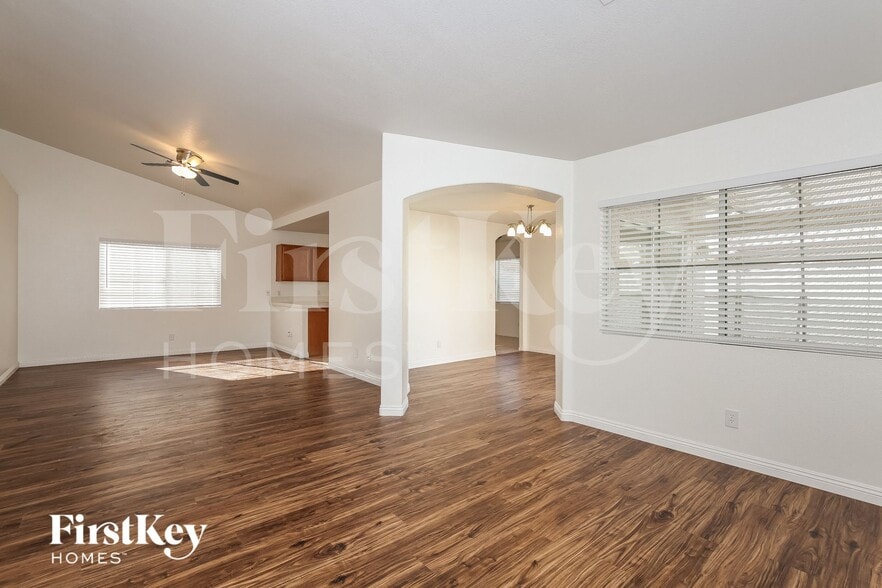 Building Photo - 3722 St Peter Ct