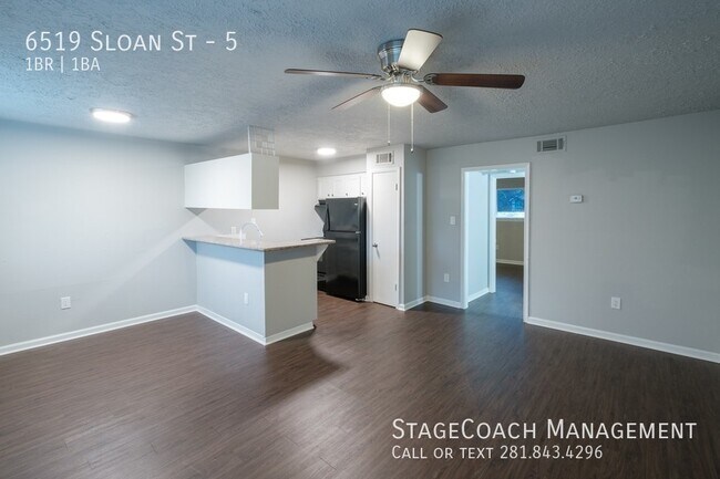 Building Photo - Beautiful 1/1 just minutes from downtown, ...