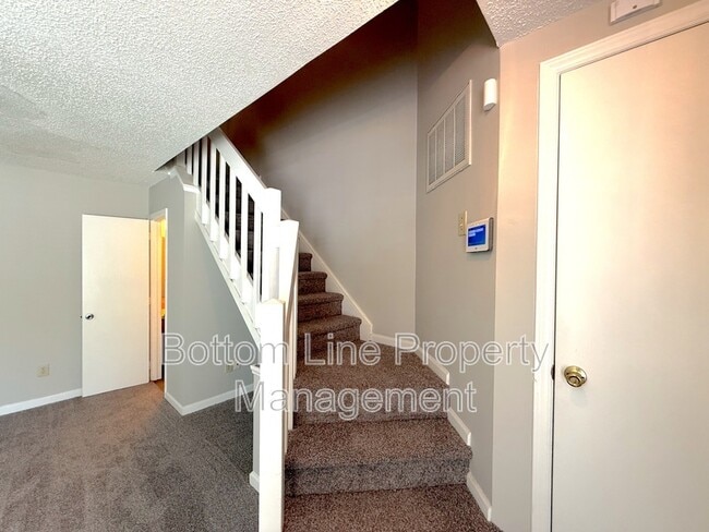 Building Photo - 6327 Windsor Gate Ln