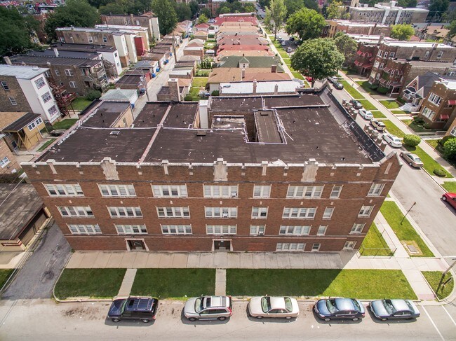 Building Photo - 8201-8205 S Paulina St