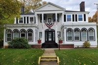 Building Photo - White House Apartments