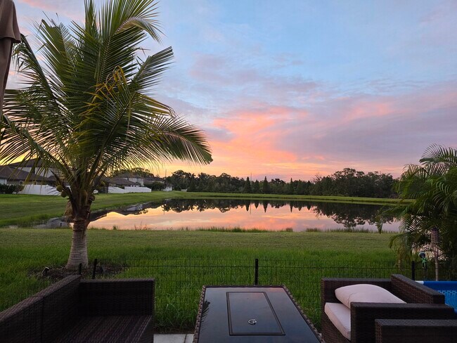 Building Photo - 11808 Thicket Wood Dr