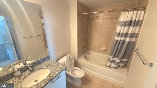 Building Photo - 5750 Bou Ave